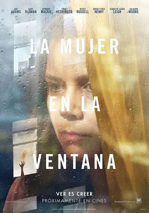 La mujer en la ventana